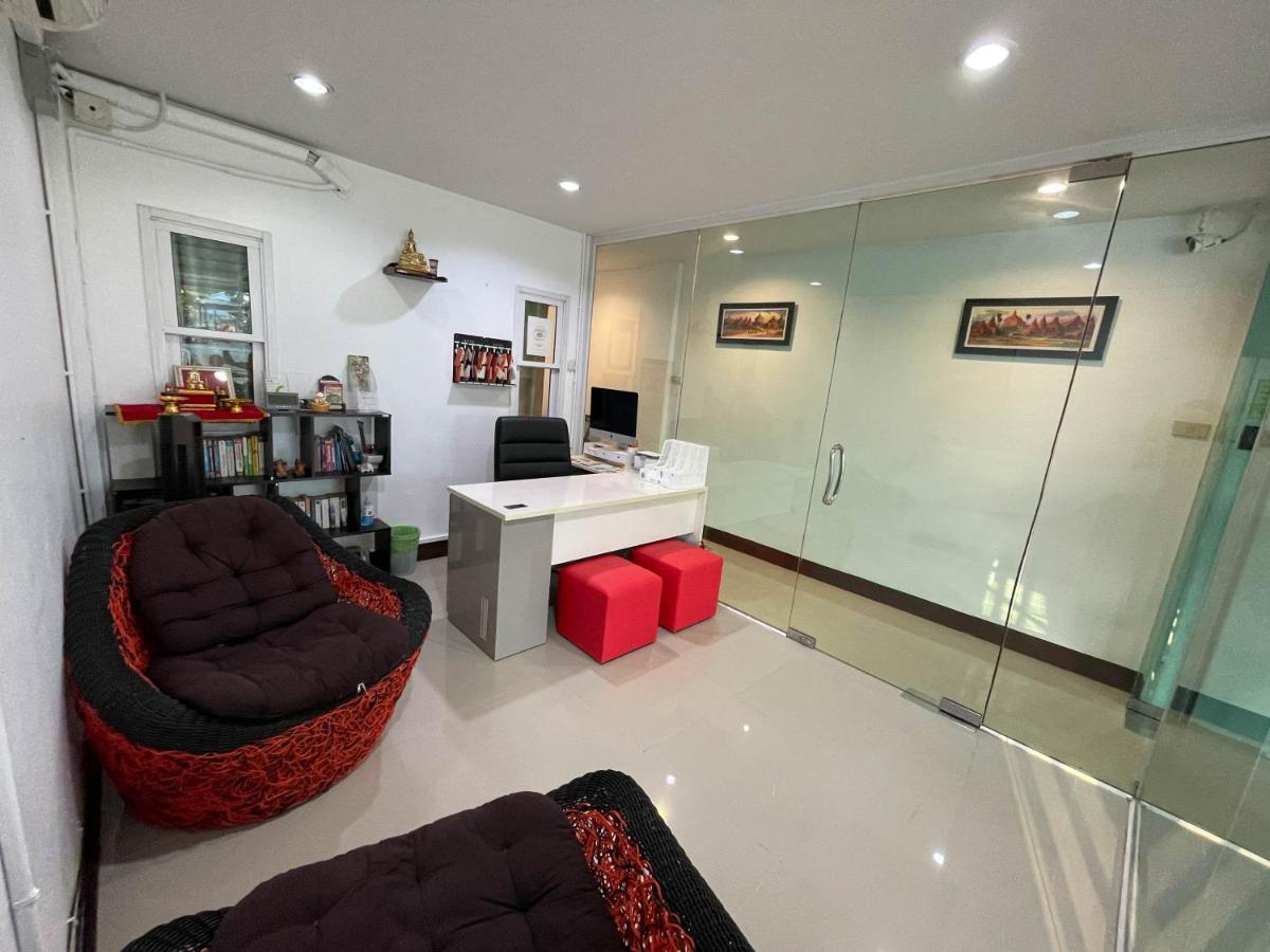 Potae'S House Hostel Chiang Mai Exterior photo